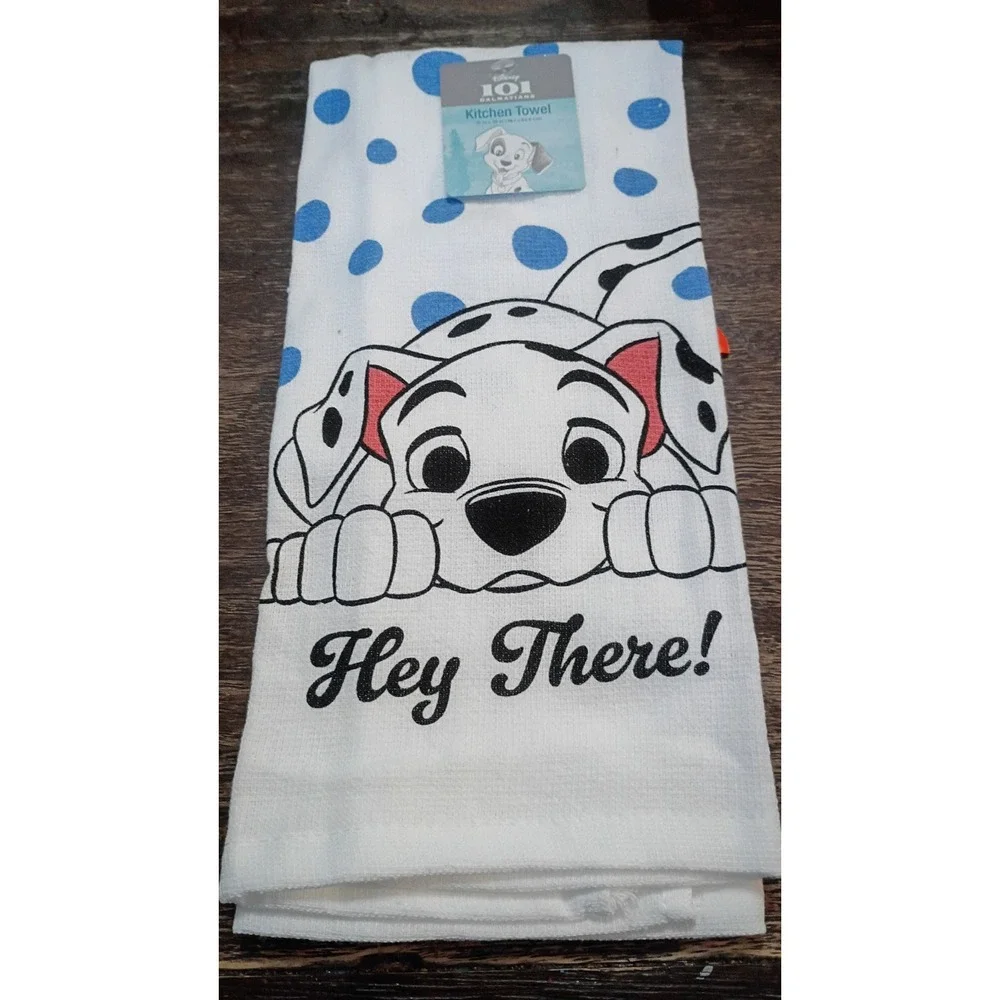 Disney 101 Dalmatians 3 Piece Kitchen Set 2 Mini Oven Mitts 1 Kitchen Towel New